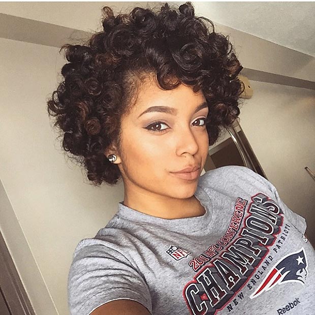 SHORT BLOWOUT CURLY HAIRSTYLE FOR BLACK WOMEN