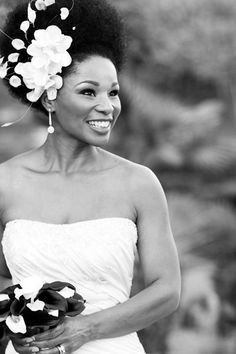 Breathtaking oval face natural wedding hairstyle black women