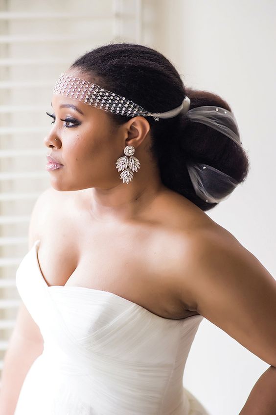 stunning-wedding-natural-straight-and-puff-hair