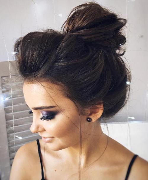 chignon désordonné