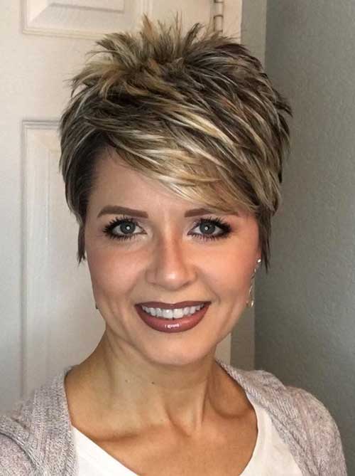 Short Haircuts For Women Over 50